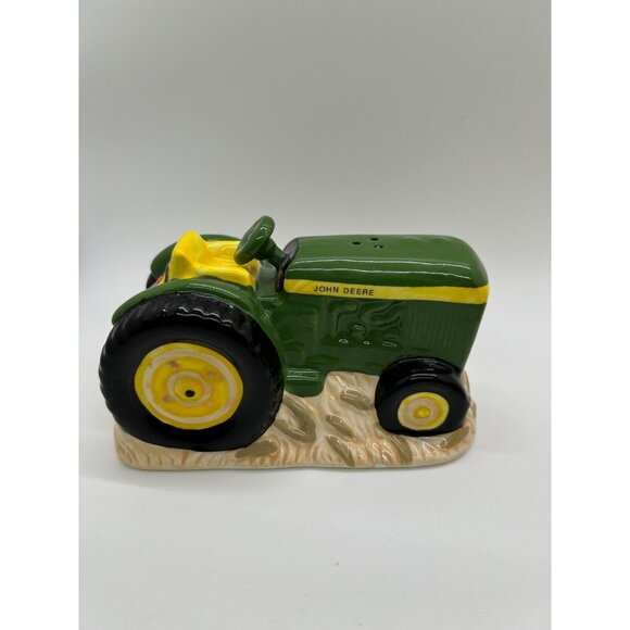 John Deere Tractor  Salt and Pepper  Shakers John Deere Green Farm House Country - Picture 7 of 13